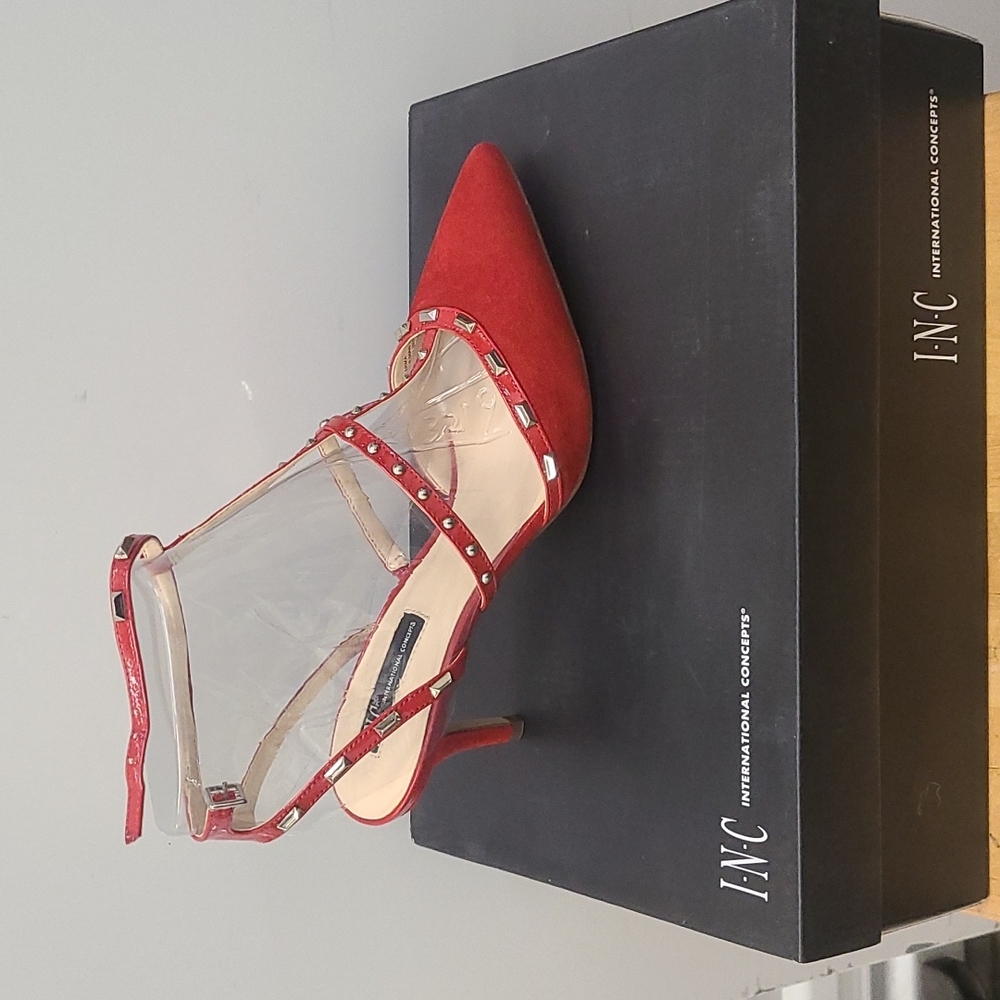 INC INTERNATIONAL CONCEPTS  Red Dress Heels